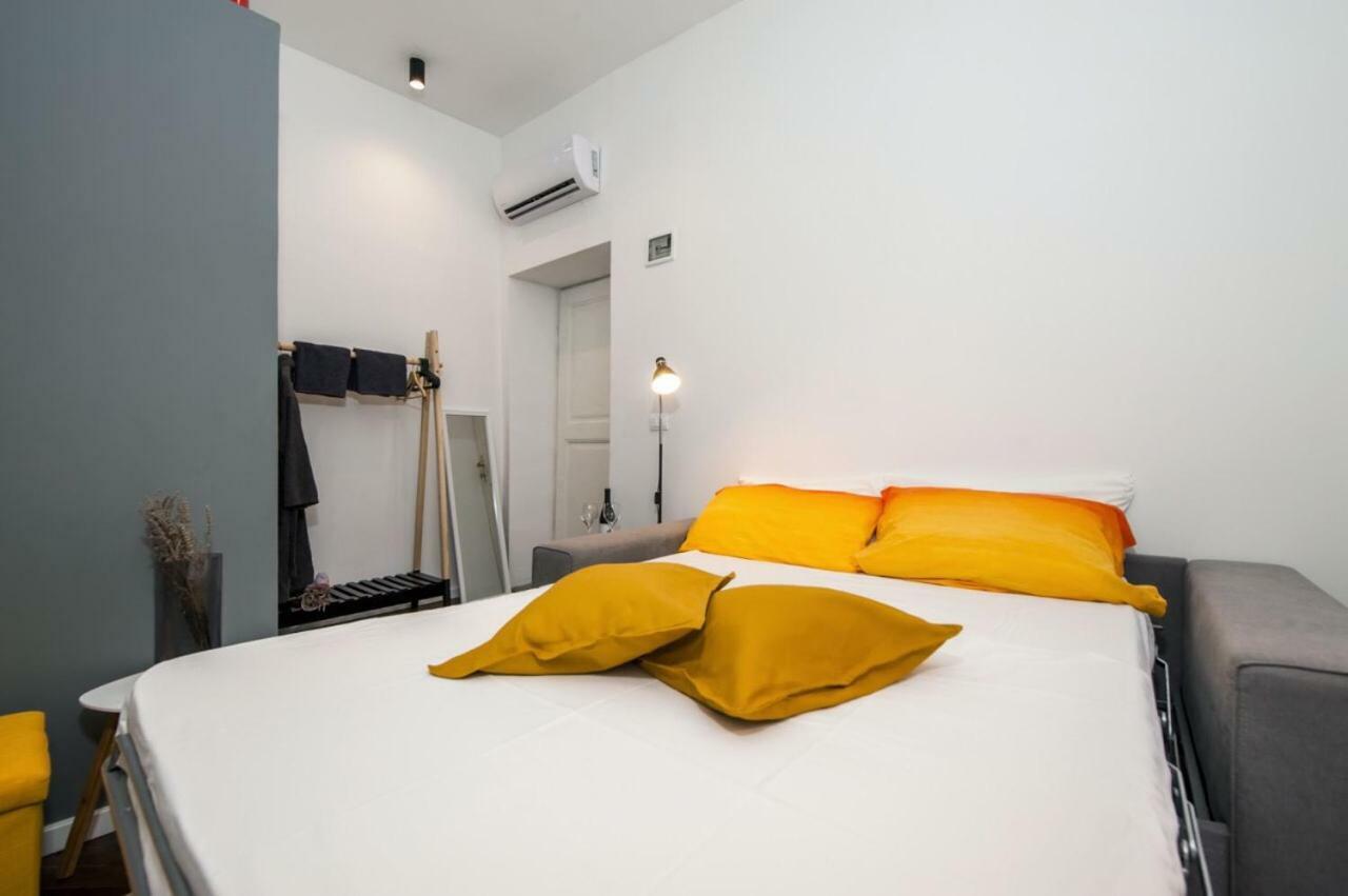 Mini Studio Mignon Apartment โรวีน ภายนอก รูปภาพ